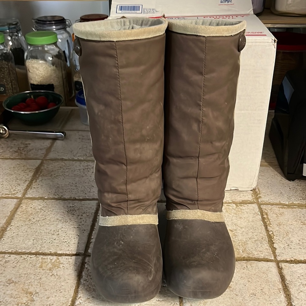 Crocs winter boots